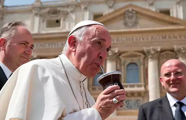 Inmigración, aborto, LGBTQ y sacerdocio de mujeres: la postura del papa Francisco sobre estos y otros temas