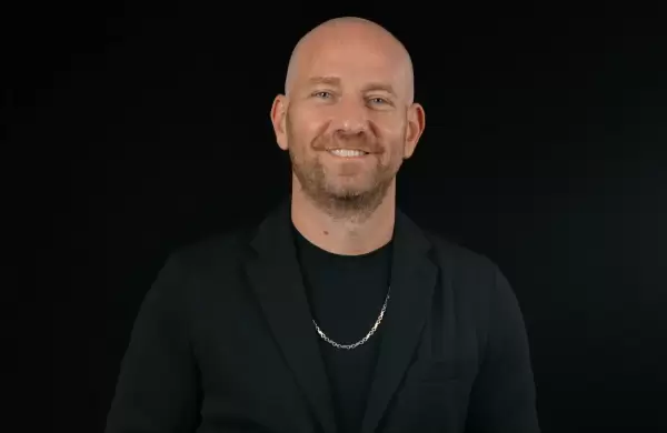 Ariel Champanier, CEO de RE/MAX Premium: "Hay que huir de personas que se acercan con negocios de intereses exorbitantes"