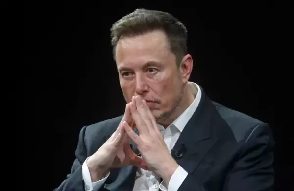 Una sorpresa inesperada prepara a Bitcoin para una bomba de Tesla y Elon Musk