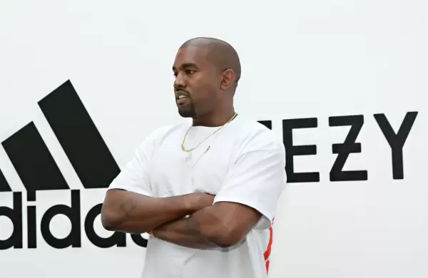 El CEO de Adidas, Bjorn Gulden, le tira un guiño a Kanye West: "No quiso decir comentarios antisemitas"