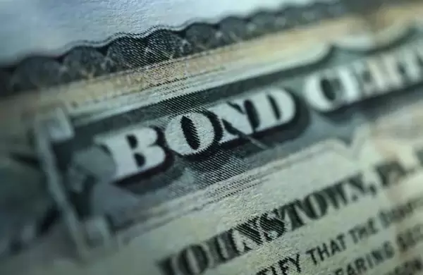 Los bonos del Tesoro se encaminan a cerrar el repunte ms largo en tres aos debido a que se espera una reduccin de tasas por parte de la Fed