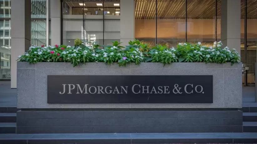 JPMorgan Chase, Jeffrey Epstein, Deutsche Bank