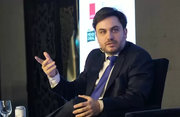El informe de Marra que anticipa las primeras medidas de Milei y asegura que en marzo empieza el proceso dolarizador