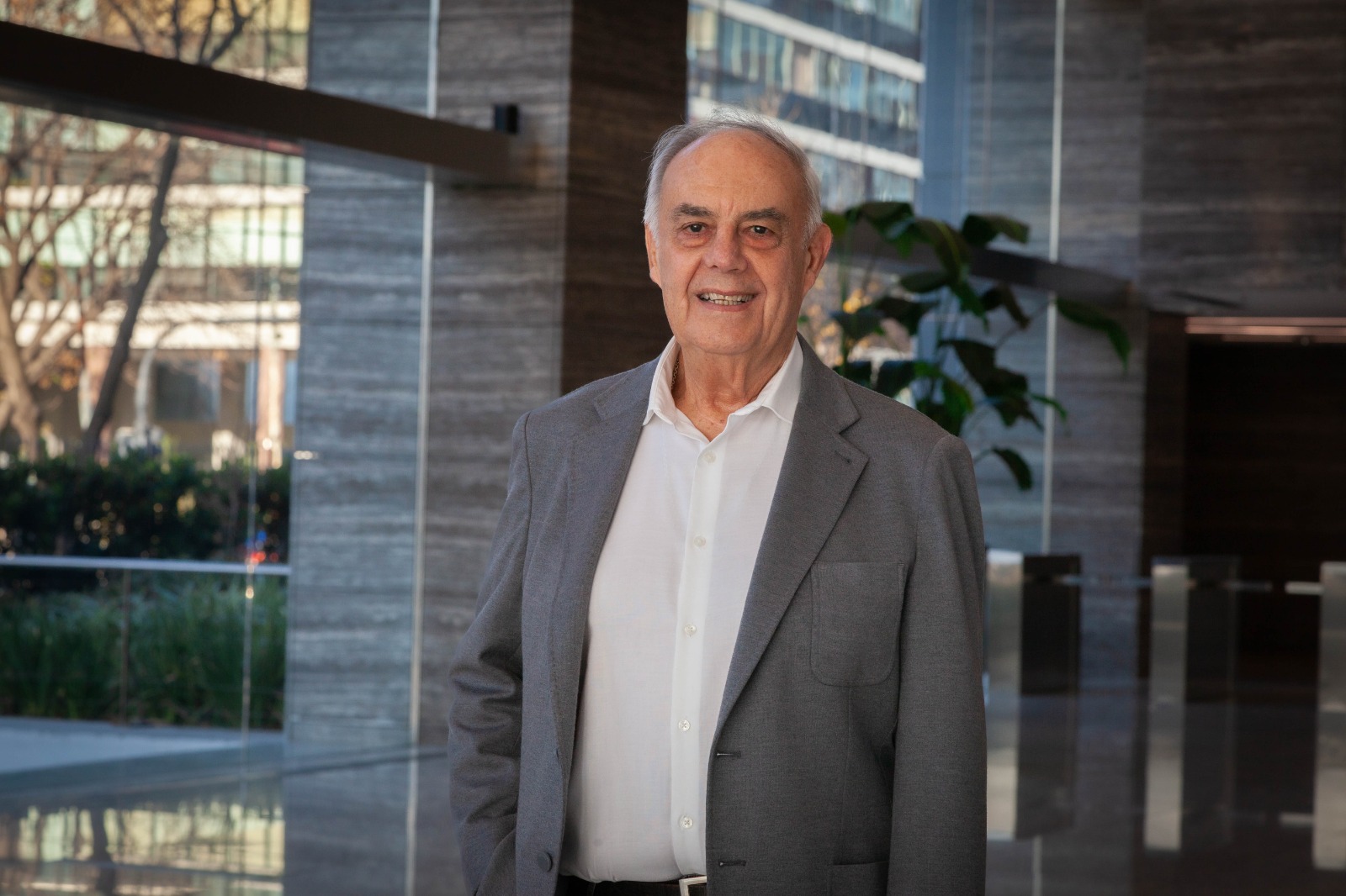Mirgor se expande en el mercado internacional y va por su tercera ...