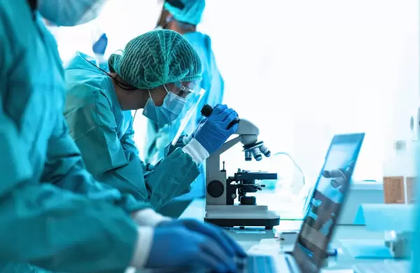 Órganos cultivados en laboratorio, edición genética basada en CRISPR y otros desarrollos biotecnológicos que deberías conocer