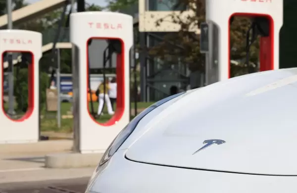 Las ganancias de Tesla decepcionaron y esto pas con sus acciones