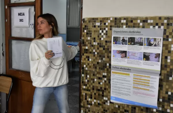 Cerraron los comicios con una participación ciudadana que superó a las de las PASO