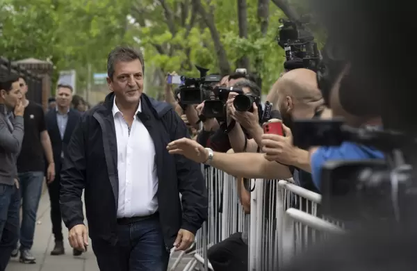 Licitación 5G: el Gobierno obtuvo menos dólares a lo esperado y adjudicó a las tres empresas que participaron