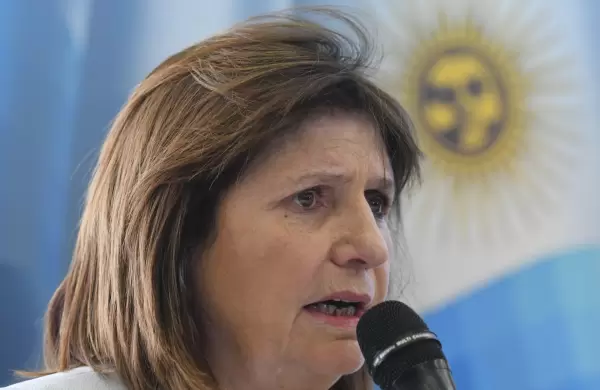 Patricia Bullrich: "No hay paro que nos detenga"