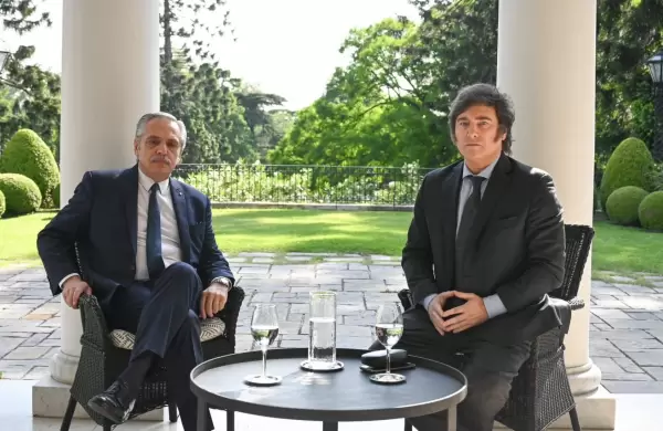 Javier Milei y Alberto Fernández iniciaron la transición con una reunión en Olivos