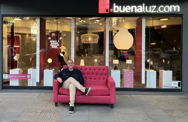 Comenzaron en el Abasto como el "Uber de las luces" y hoy, con fábricas en la Argentina y China, suman nuevos mercados