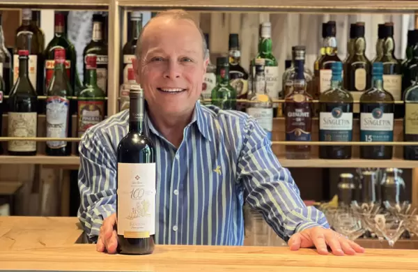 La historia del ingeniero que compró una propiedad a la distancia y produce vinos de alta gama que seducen al mercado global