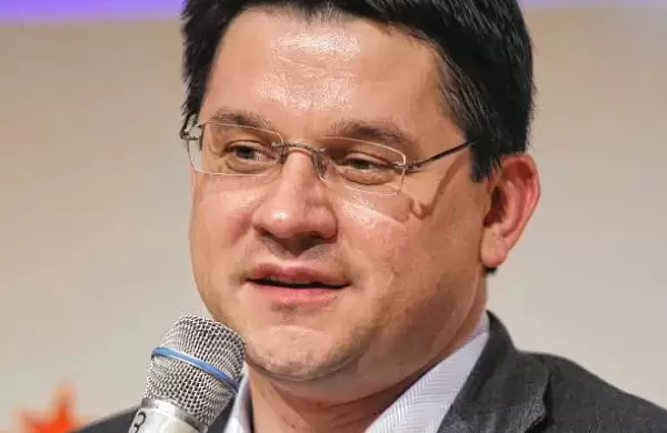 Quers un trabajo en IA? Segu los consejos de esta eminencia