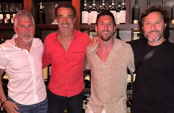 Emigr a EE.UU, fund Caf Prima Pasta en Miami y hoy recibe a figuras como Messi y John Travolta