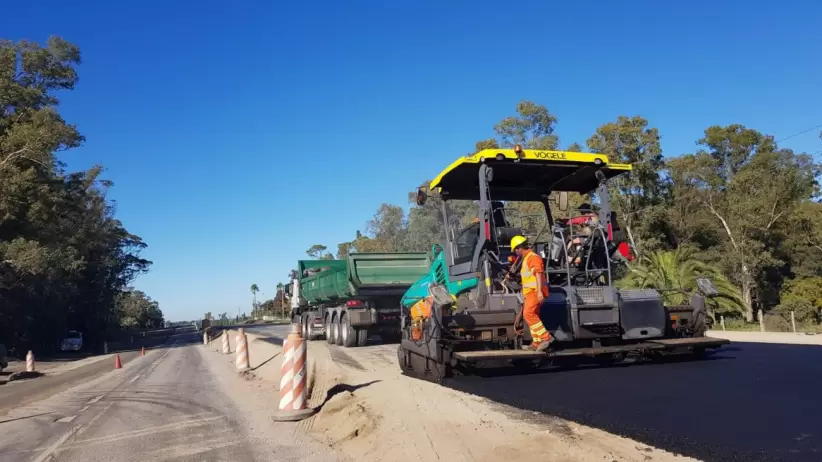 Obras de Infraestructura en Uruguay, la construcción de doble vía en ruta 3.