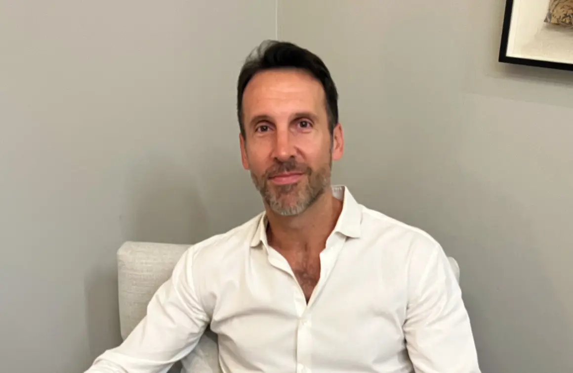 Un gigante cripto acelera su apuesta por Argentina: nuevo líder y una tarjeta pionera