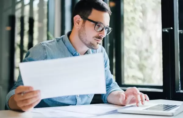 Seguí los pasos de este experto para obtener rendimientos del 12% en dólares