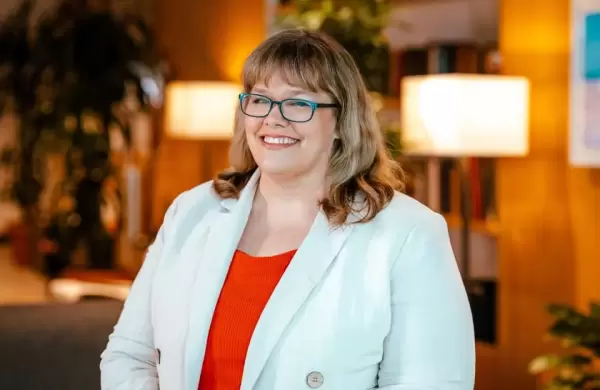 Quién es la mujer detrás de la plataforma que lidera las microapuestas deportivas utilizando IA