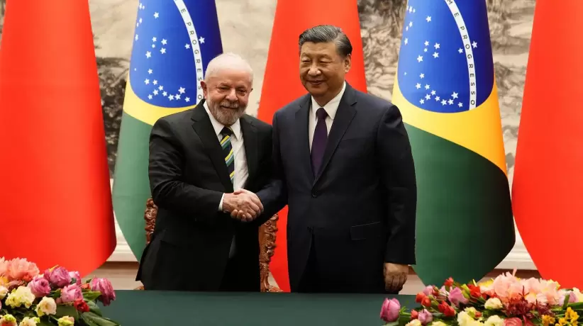 Xi Jinping, Lula da Silva, Brasil, China, Asia, América, Banderas