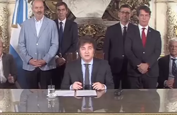 Hoy se reúne la Bicameral y fija un esquema para analizar el DNU 70/2023 del presidente Milei