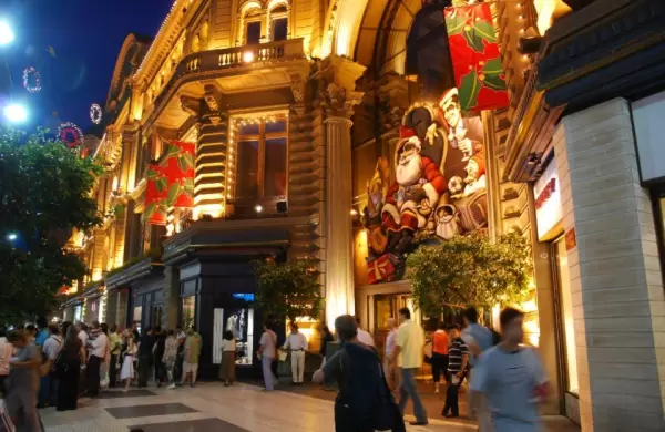 Navidad con devaluación e inflación: cómo repercute el ajuste en las ventas de fin de año