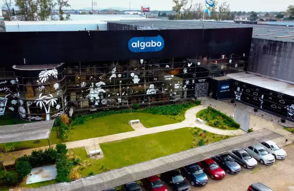 Producción sin descanso: Algabo redobla la apuesta ante la fuerte demanda de repelentes