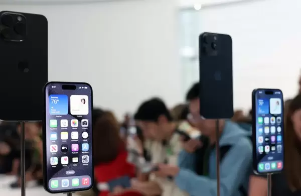 Las acciones de Apple vuelve a caer y se encienden las alarmas por este "comienzo fro" de 2024