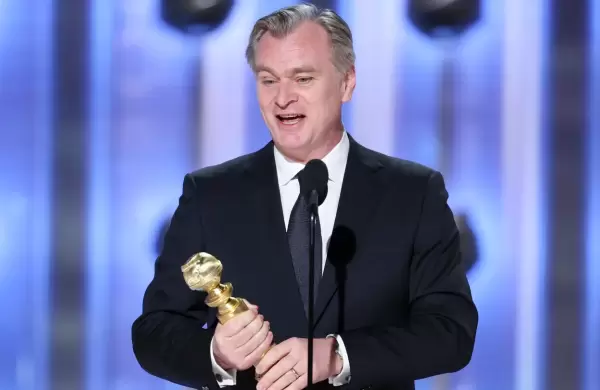 Oppenheimer brilla en los Globos de Oro y gana impulso antes de la temporada de los Oscar