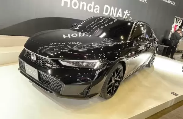 Honda lanza su ltima aventura con combustibles fsiles con el Civic RS