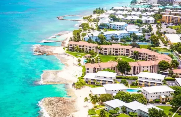 Los 24 destinos turísticos recomendados por la guía de viajes Forbes para este año