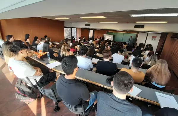 Lanzan en la Argentina un posgrado en Inteligencia Artificial aplicado al mundo empresarial