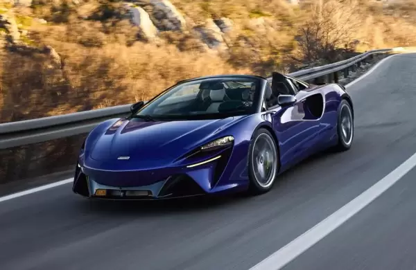 Un primer vistazo al McLaren Artura Spider 2025: Cunto costar?