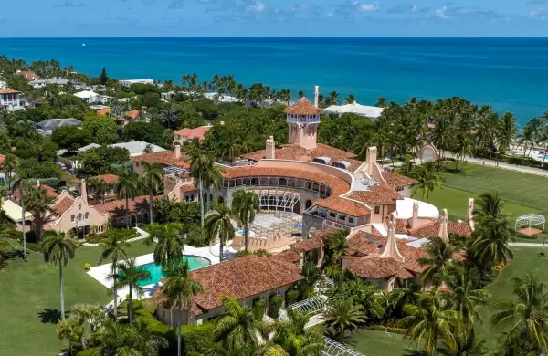 Los vecinos de Donald Trump: multimillonarios y celebridades que viven cerca de Mar-a-Lago