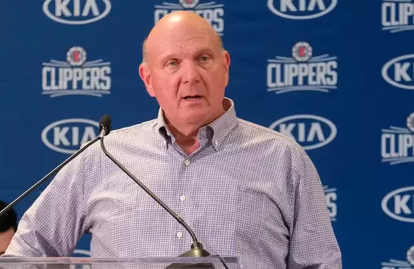 El poderoso empresario de los Clippers que fue CEO de Microsoft anunci el lanzamiento de una nueva marca: de qu se trata