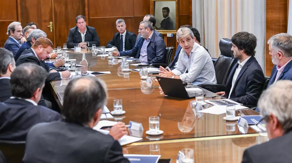 Caputo con empresarios