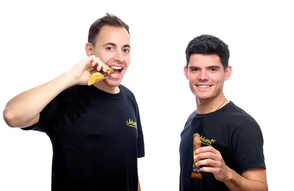 Hacen snacks, tienen 36 proyectos operativos y esperan facturar más de US$ 1 millón