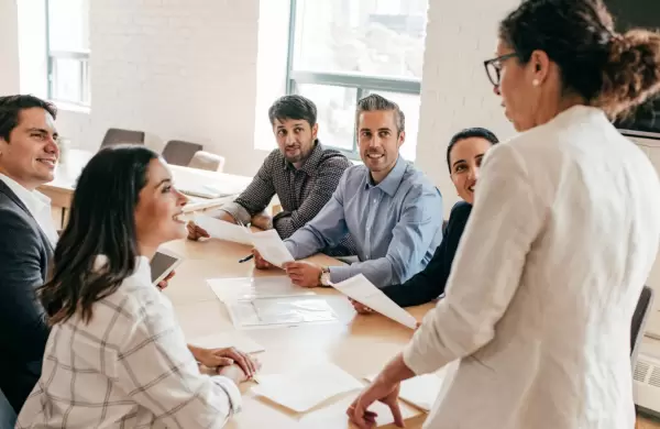 Cinco cosas en las que los gerentes modernos deberían centrarse en el lugar de trabajo a medida que la IA avanza