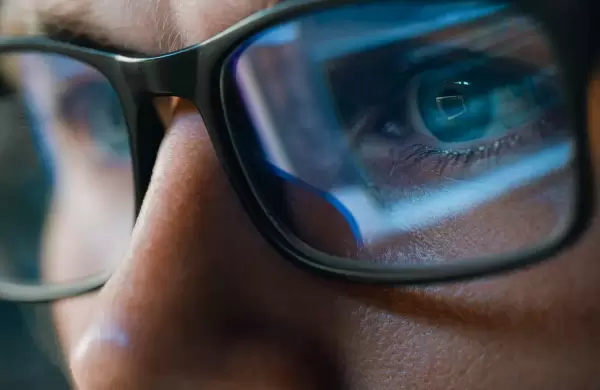 Meta prepara el lanzamiento de sus gafas smart más avanzadas hasta ahora y su precio sorprende a todos