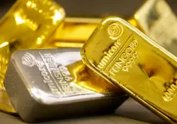 El rally de la plata supera al oro y perfora los 60 dólares por primera vez