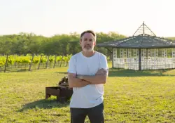 Crece el negocio de los vinos oceánicos: abrió la primera bodega a 10 minutos de Pinamar