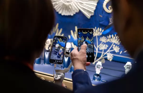 Qué tienen estos relojes que los convierte en joyas de hasta 10.000 dólares