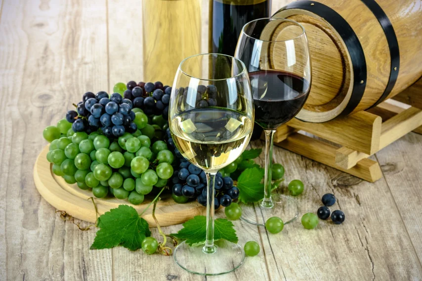 vinos, vasos, copas de vino - pixabay