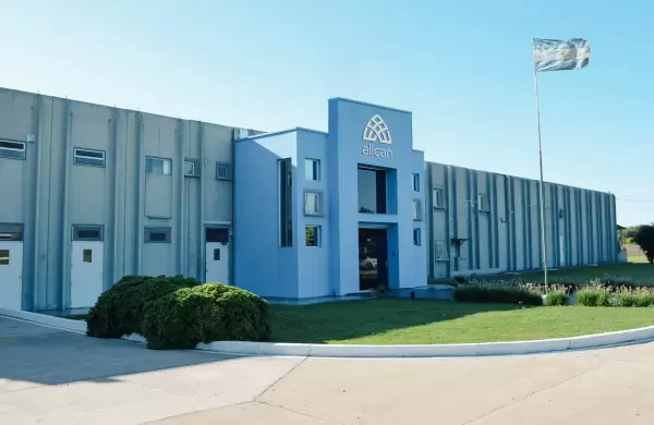 Alican, la firma argentina que elabora alimento para perros y gatos, anuncia inversin de US$ 30 millones y ampla exportaciones