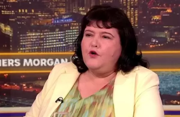 Acusan a Fiona Harvey, la supuesta Martha de "Beb reno", de acosar a un importante poltico britnico