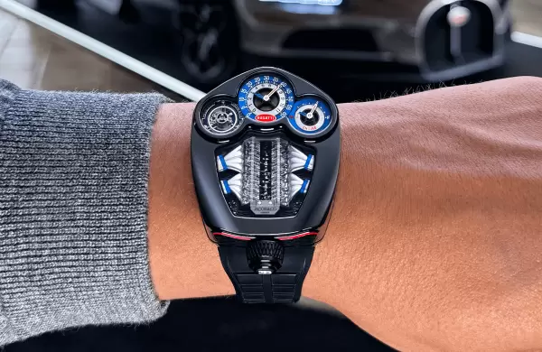 El reloj de edicin limitada que emula el motor de un Bugatti y cuesta 340.000 dlares