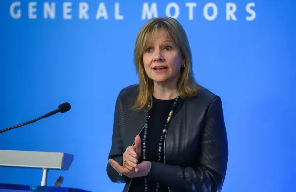 Por qué General Motors decidió cancelar su millonaria apuesta por los robotaxis