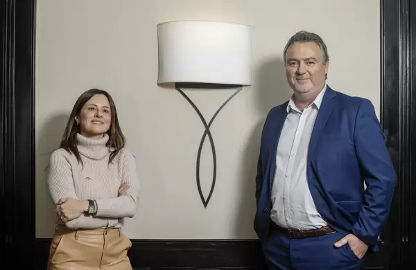 Días libres para cuidar mascotas y coaching para madres que se reincorporan: cómo los beneficios empresariales se adaptan a cada empleado