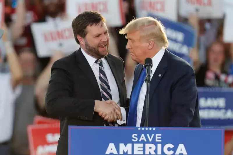 J.D. Vance y Donald Trump