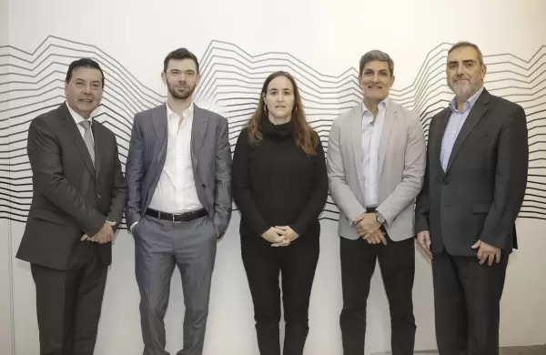 Navegando la tormenta económica: cómo las aseguradoras se adaptan a la incertidumbre del mercado argentino