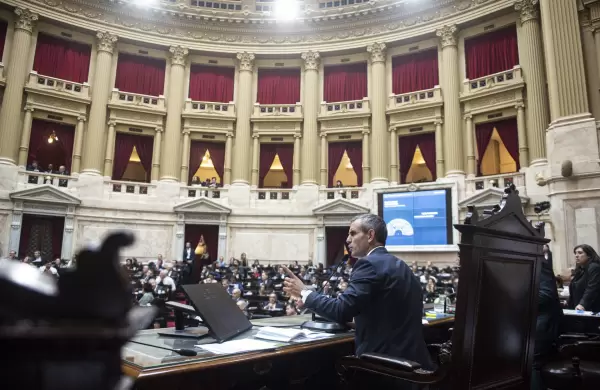 Ruido en el mercado: reservas, jubilaciones y las dudas hacia octubre